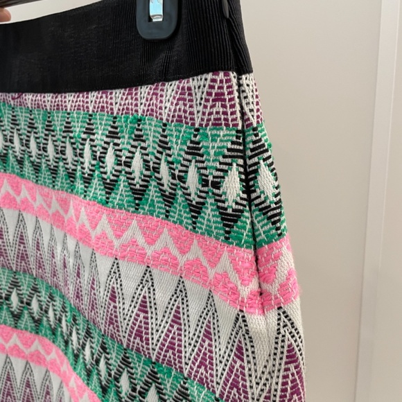 Milly mini skirt - embroidered with raw hem - Picture 2 of 4